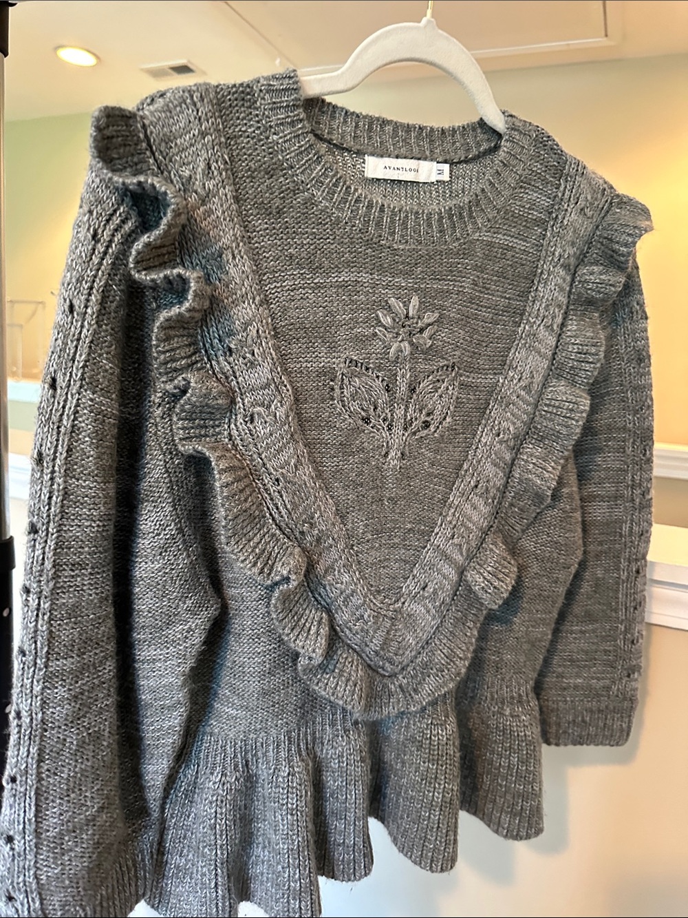 Avantlook Gray V-Neck Ruffle Sweater with Floral Knit Detail